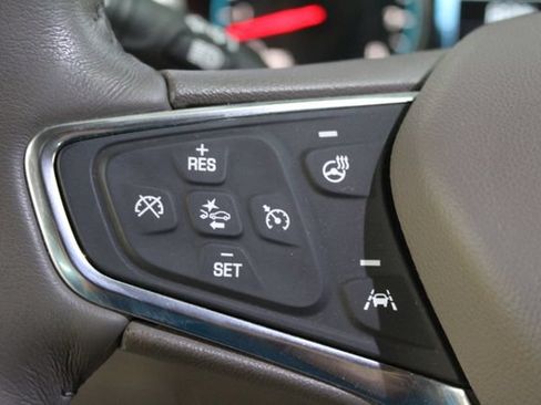 Used 2018 Chevrolet Malibu Premier w/ Premier Sport Package FWD image 16