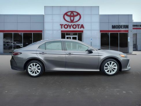 Used 2023 Toyota Camry LE FWD image 8
