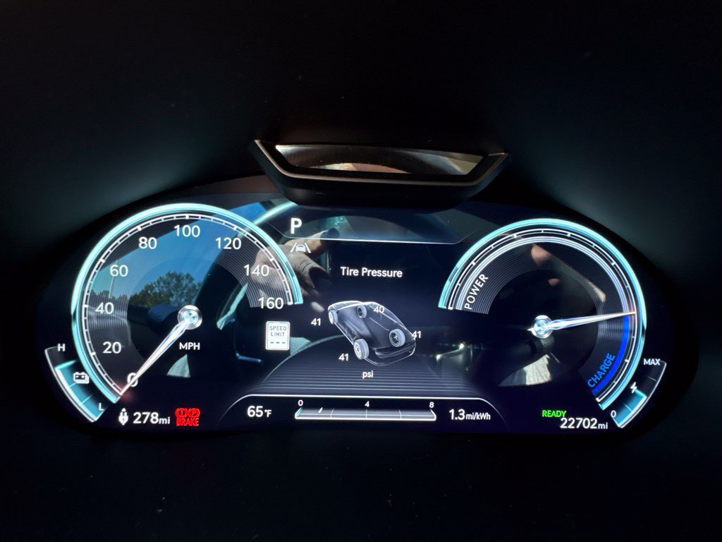 Used 2024 Genesis G80 w/ Prestige Package AWD/4WD image 9