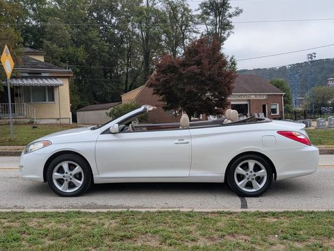 Used 2006 Toyota Solara SLE image 25