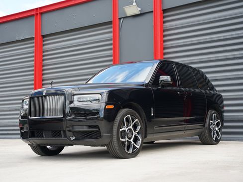 Used 2021 Rolls-Royce Cullinan Base image 5