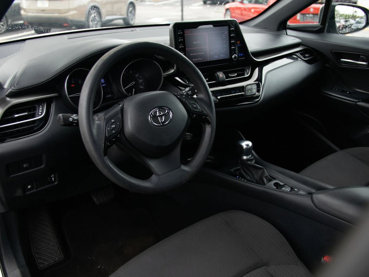 Used 2019 Toyota C-HR LE FWD image 13