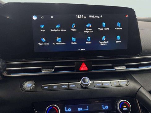 Used 2022 Hyundai Elantra Limited image 17