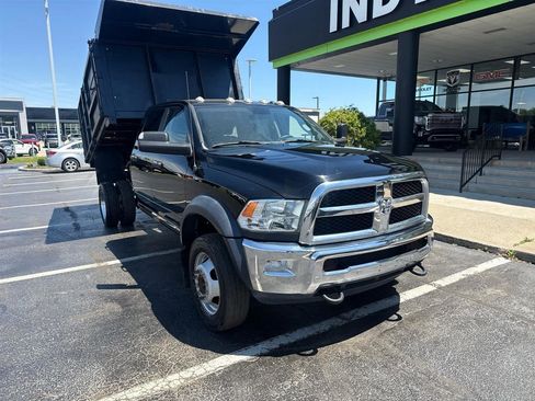 Used 2018 RAM 5500 SLT w/ Quick Order Package 29G SLT AWD/4WD image 2