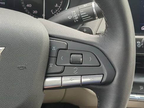 Used 2023 Cadillac CT4 Luxury w/ Sun And Sound Package RWD image 29