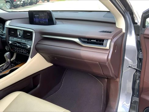 Used 2019 Lexus RX 350 FWD image 18