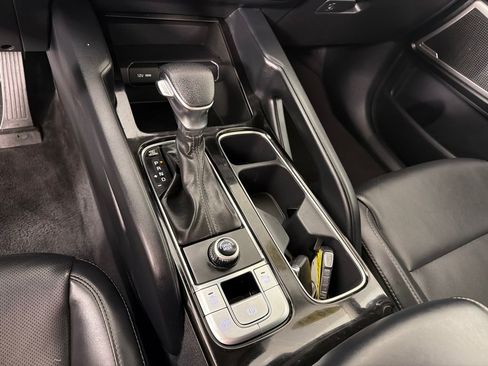 Used 2020 Kia Telluride LX FWD image 16