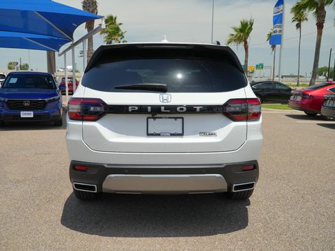 Used 2026 Honda Pilot EX-L image 6