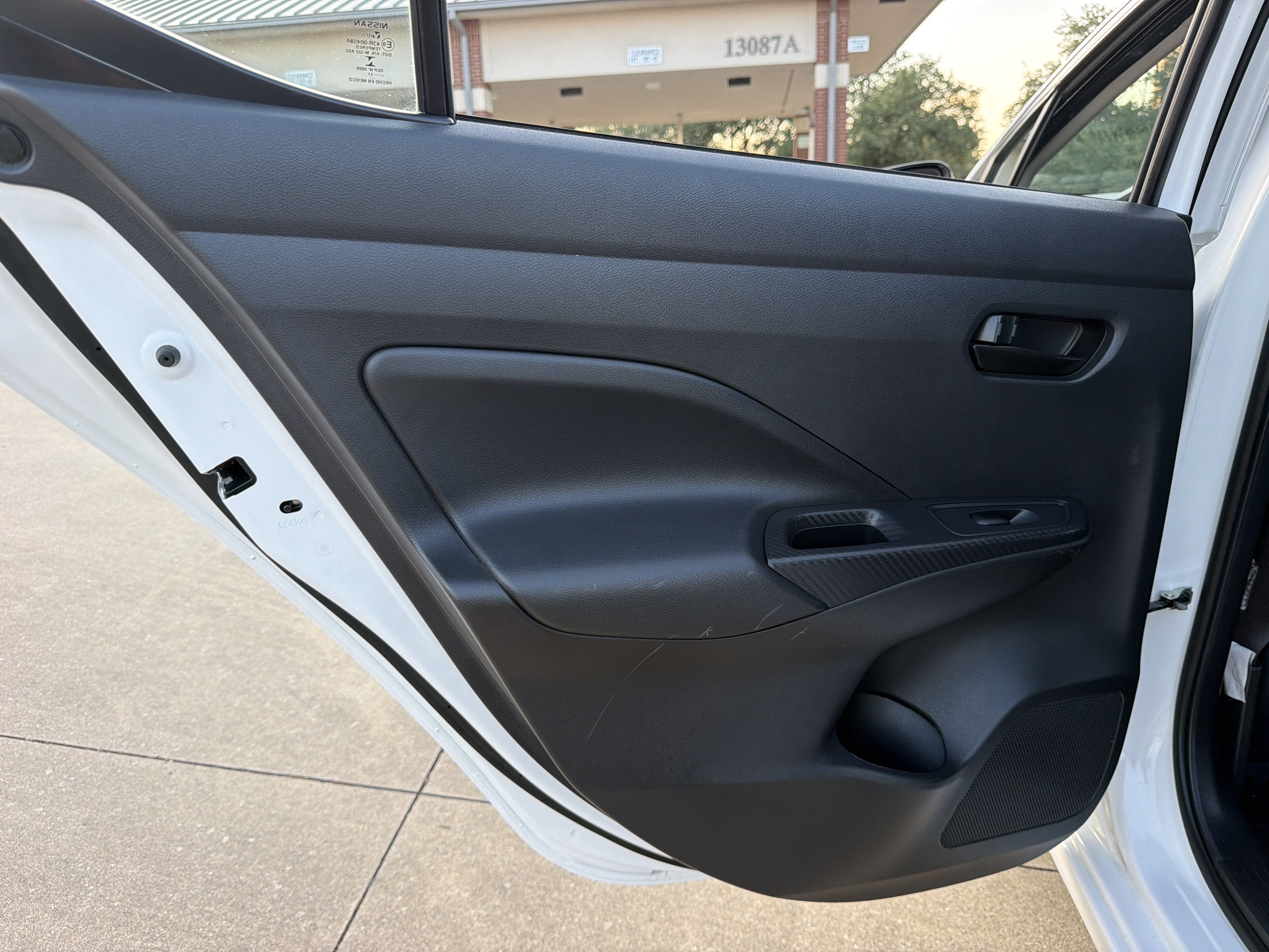 Used 2021 Nissan Versa S FWD image 15