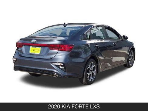 Used 2020 Kia Forte LXS FWD image 9