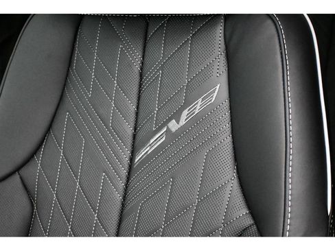New 2026 Cadillac Lyriq V w/ Exterior Carbon Fiber Package AWD/4WD image 26