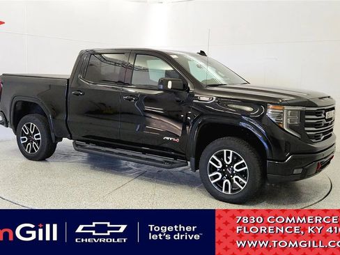 Used 2025 GMC Sierra 1500 AT4 w/ Technology Package AWD/4WD image 1