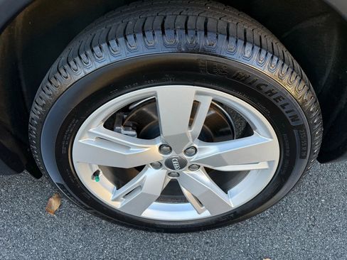 Used 2019 Audi Q5 2.0T Premium Plus image 33