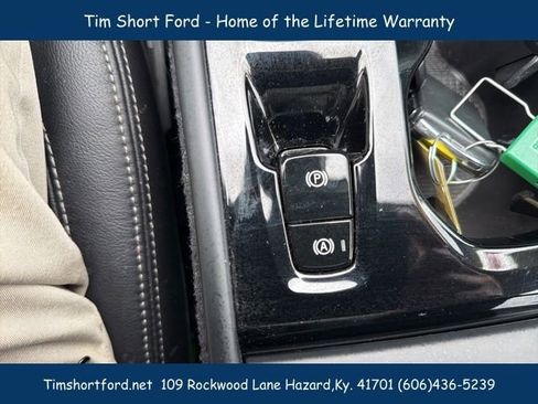 Used 2023 Volvo XC40 B5 Plus w/ Protection Package Premier image 20