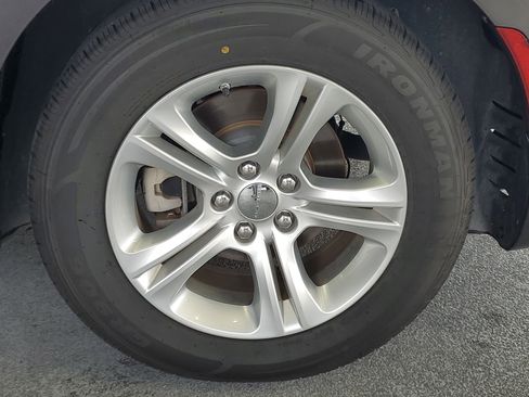 Used 2023 Dodge Charger SXT RWD image 7