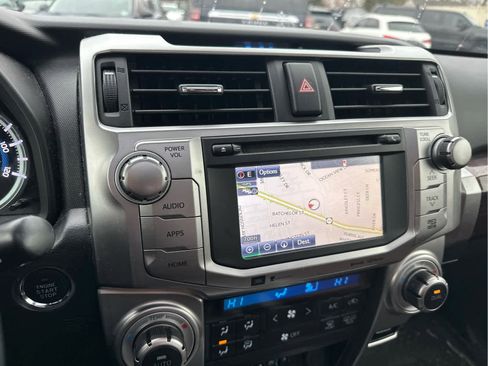 Used 2019 Toyota 4Runner Limited image 9