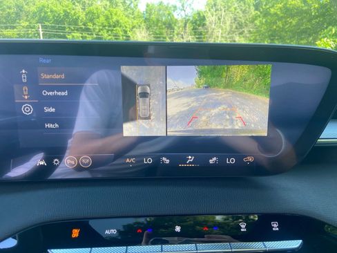 New 2026 Buick Enclave Sport Touring w/ Power Package FWD image 22