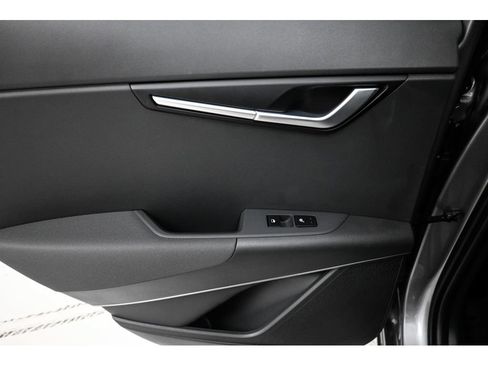 New 2026 Kia Niro Wind w/ Wind Preserve Package FWD image 11