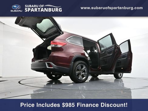 Used 2018 Toyota Highlander Limited Platinum image 40