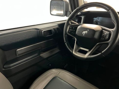 Used 2021 Ford Bronco Outer Banks AWD/4WD image 11