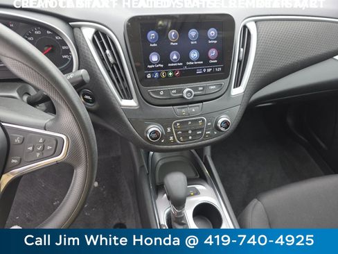 Used 2024 Chevrolet Malibu LT image 29