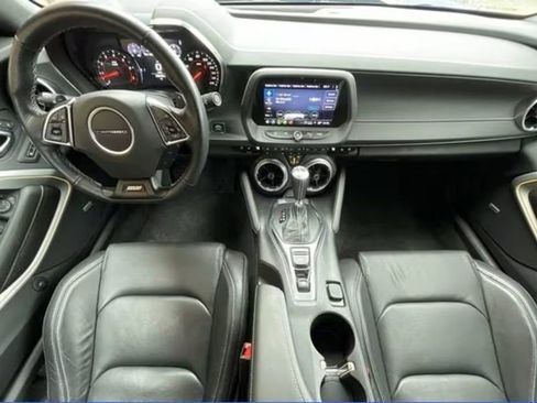 Used 2024 Chevrolet Camaro LT w/ Technology Package RWD image 5