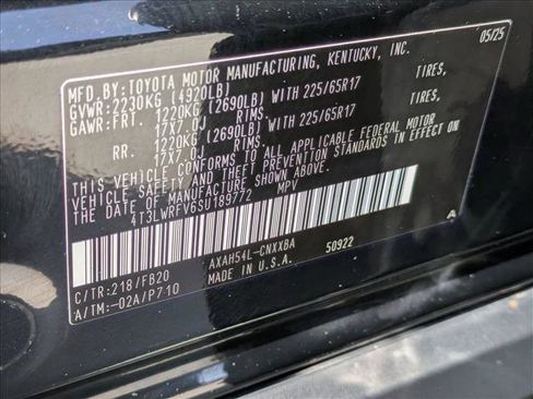 Used 2025 Toyota RAV4 LE image 24