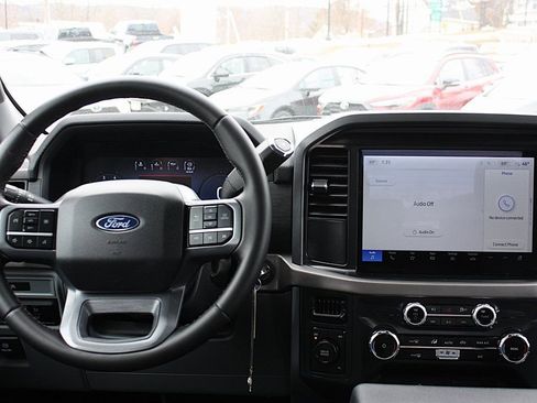 Used 2025 Ford F150 XLT w/ Equipment Group 301A Standard image 19