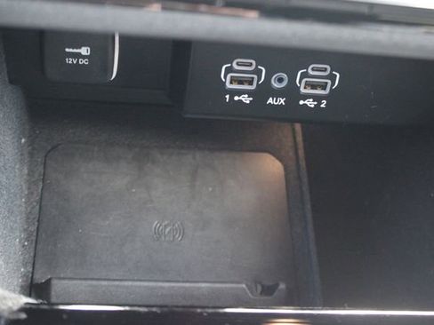 Used 2023 Jeep Wagoneer Series II AWD/4WD image 9