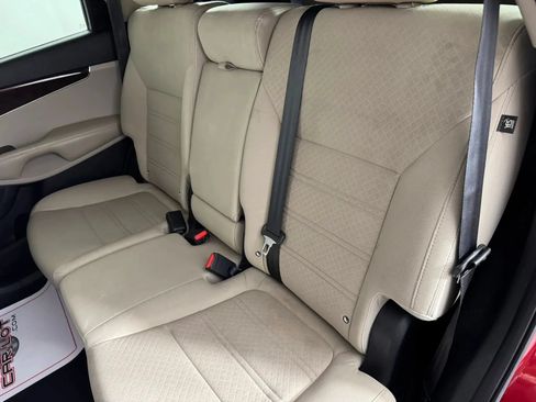 Used 2017 Kia Sorento AWD image 31