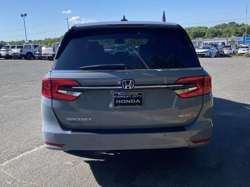 Certified 2023 Honda Odyssey Elite image 4