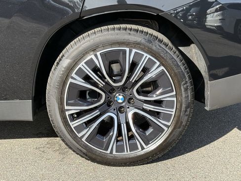 Used 2025 BMW X3 xDrive30i w/ Premium Package image 17