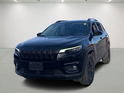 Used 2023 Jeep Cherokee Altitude Lux