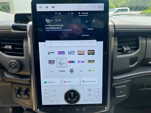 Certified 2023 Ford Expedition Platinum AWD/4WD image 35