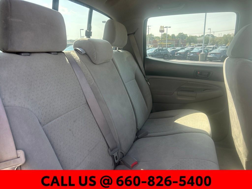 Used 2006 Toyota Tacoma PreRunner w/ SR5 Pkg #2 RWD image 6