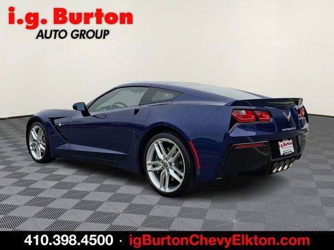 Used 2019 Chevrolet Corvette Stingray Coupe w/ 1LT image 4