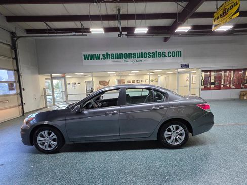 Used 2011 Honda Accord LX-P image 11