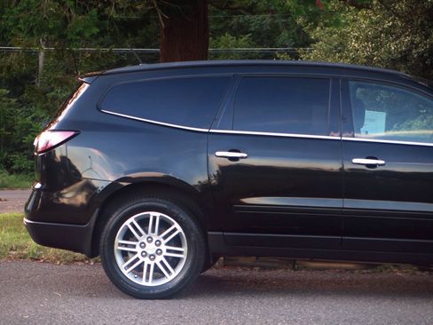 Used 2014 Chevrolet Traverse LT w/ All-Star Edition AWD/4WD image 30