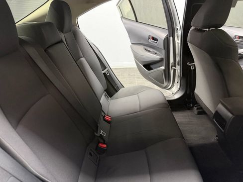 Used 2022 Toyota Corolla LE FWD image 43
