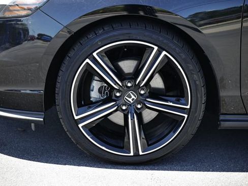 Used 2024 Honda Accord Sport image 5