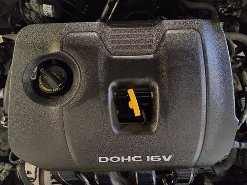 Used 2017 Hyundai Elantra SE image 30