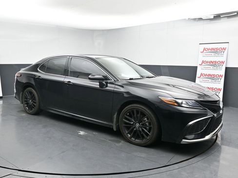 Used 2024 Toyota Camry XSE image 2