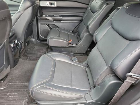 Used 2020 Ford Explorer ST w/ Premium Technology Package AWD/4WD image 7