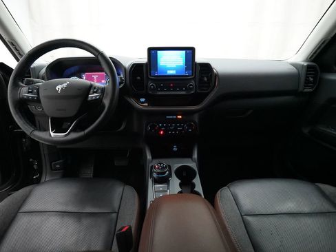 Used 2021 Ford Bronco Sport Outer Banks w/ Outer Banks Package (96D) image 6