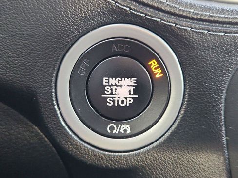 Used 2019 Dodge Charger Scat Pack w/ Plus Group RWD image 17