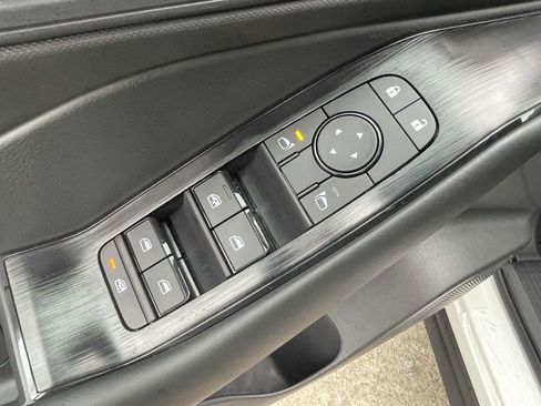 New 2026 Nissan Rogue S image 15