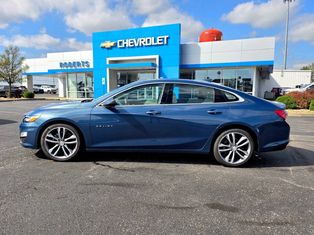 Used 2024 Chevrolet Malibu LT FWD image 3