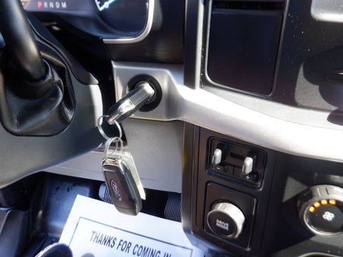 Used 2022 Ford F150 XL w/ Trailer Tow Package image 16