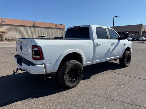 Used 2022 RAM 2500 Laramie w/ Night Edition AWD/4WD image 5