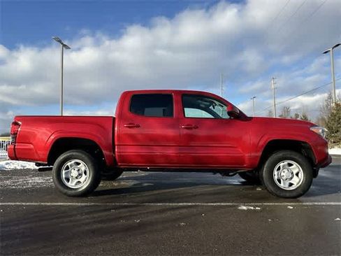 Used 2023 Toyota Tacoma SR image 3